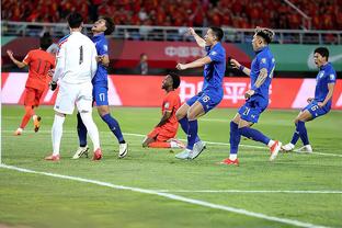 主场氛围浓厚！新加坡主场对阵国足球票售出超2万张